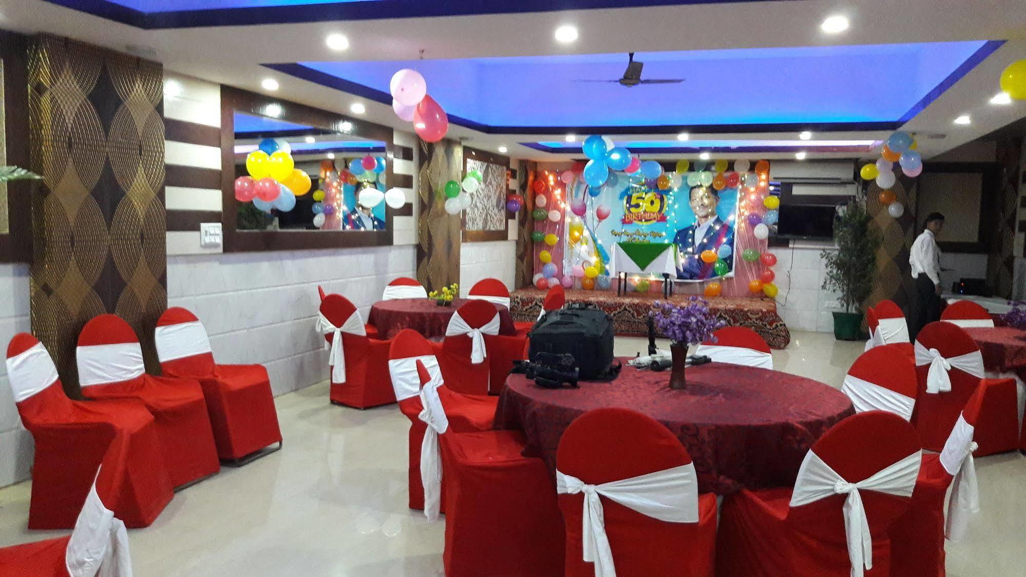 Treebo Green View, Noida Indirapuram エクステリア 写真